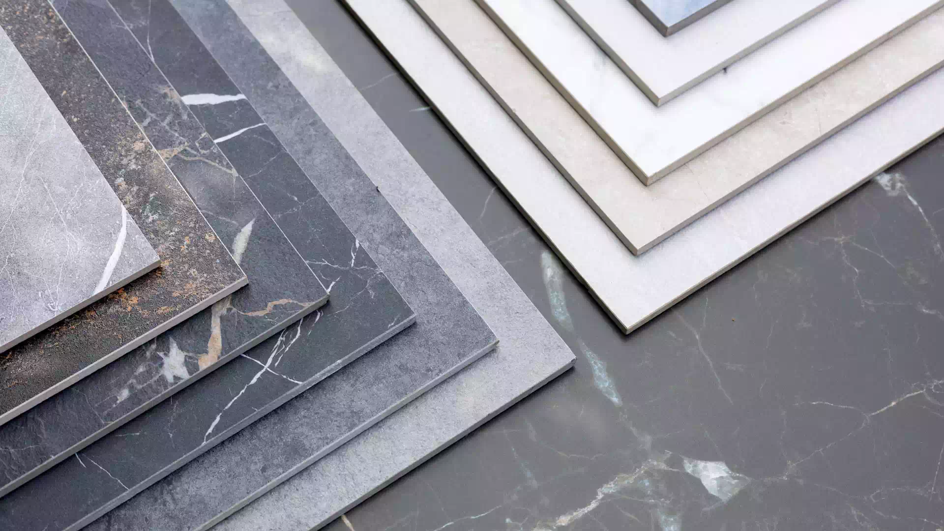 Pavimentazioni in pietra o PVC per il bagno di casa in vendita a Bologna